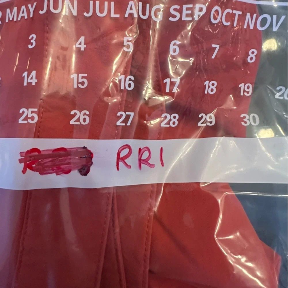 The North‎ Face Shorts Men's Size 32 Red Nylon Spandex Performance Shorts